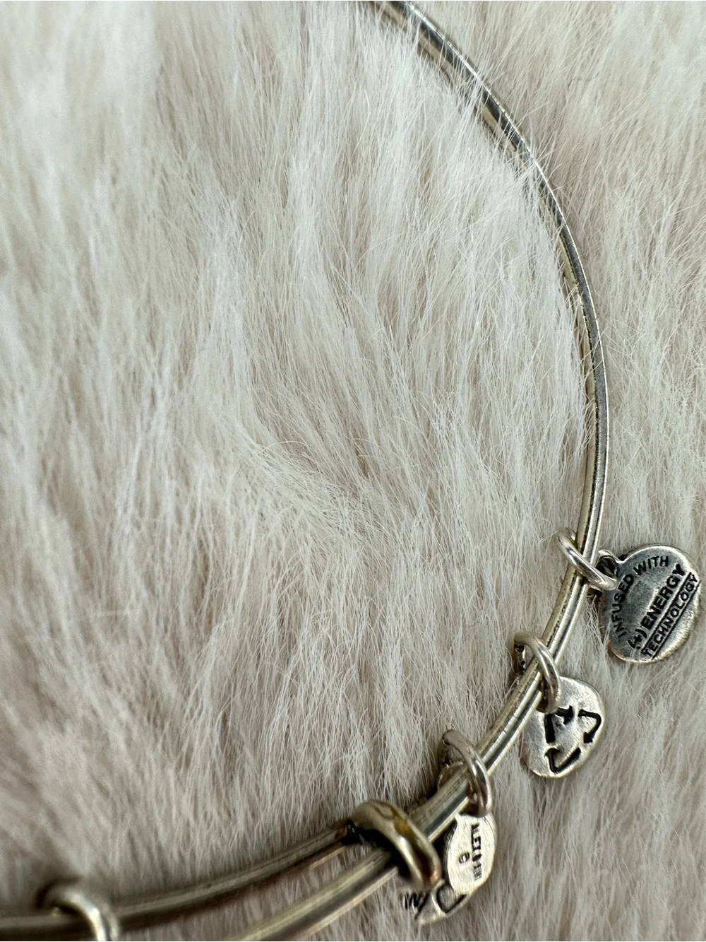 Alex & Ani Silver Heart 3 stud Charm  Bracelet - Picture 6 of 16